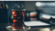 Gambar teh hitam (Foto: canva)