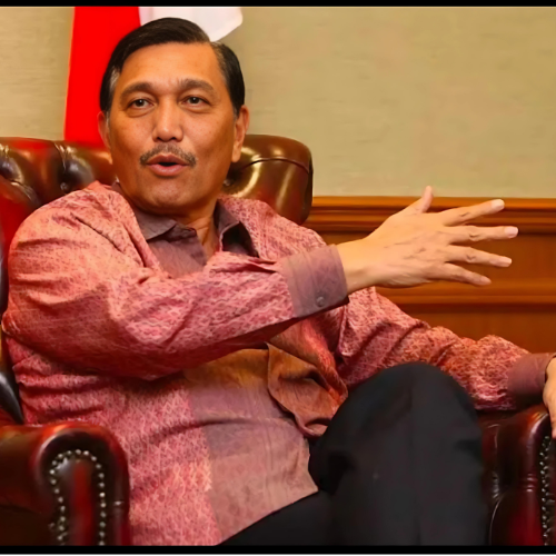Menteri Luhut Tawarkan Proyek Landasan Peluncuran Roket di Biak kepada Elon Musk