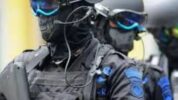 Densus 88 Pulangkan Keluarga Tersangka Teroris HOK