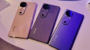 smartphone Vivo V40 tersedia dalam tiga pilihan warna menarik: Platinum Silver (perak), Ceramic Peach (jingga), dan Chrome Purple (ungu)