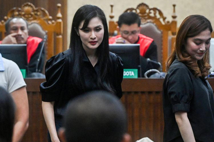 Sandra Dewi