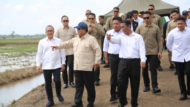 Presiden Prabowo dan Mentan Amran