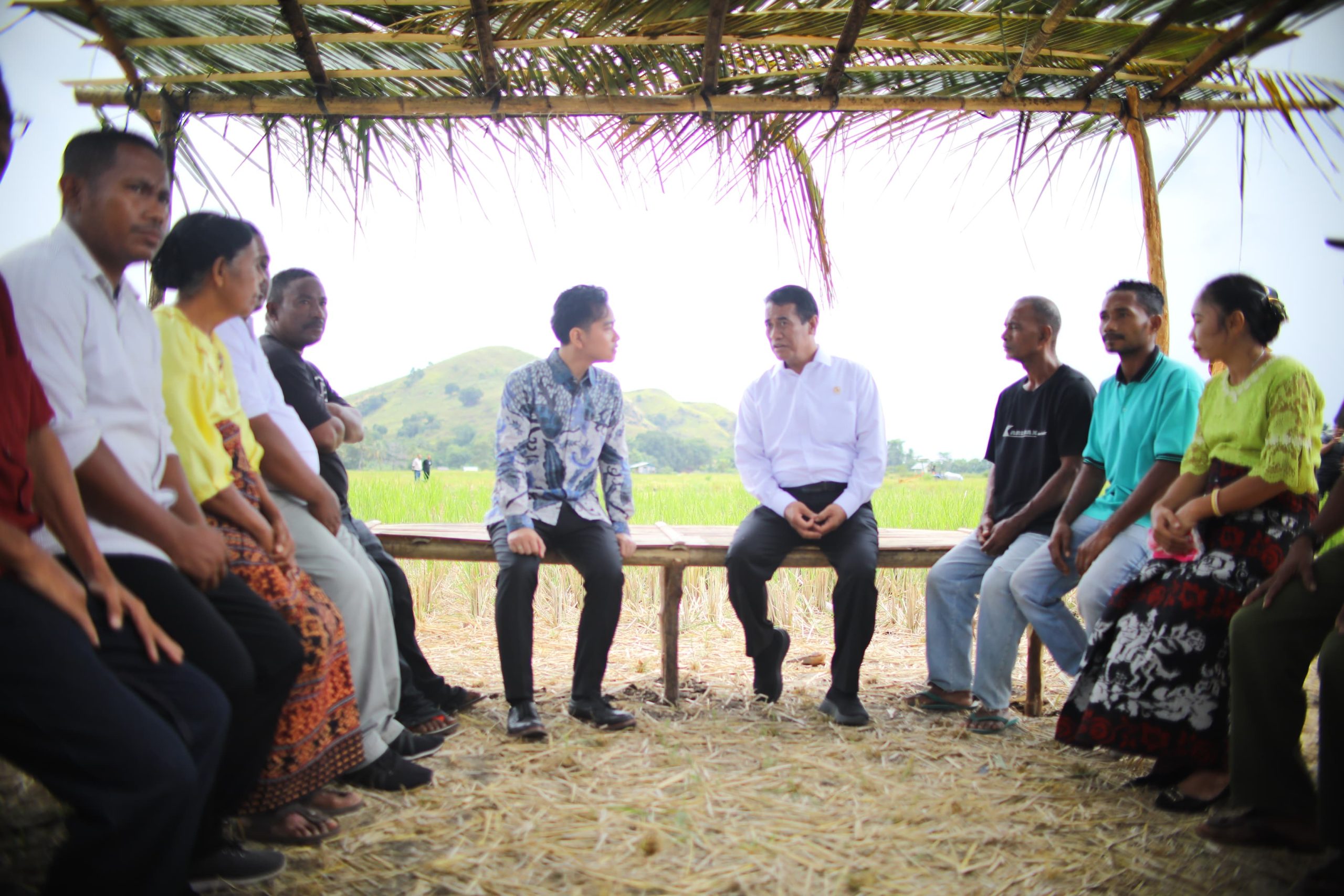 Mentan Amran Dampingi Wapres Gibran ke NTT. (Sumber Humas Polbangtan Gowa)