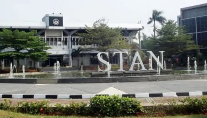 STAN